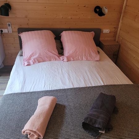 Loue Chalet De 11M2 Auribeau-sur-Siagne Extérieur photo